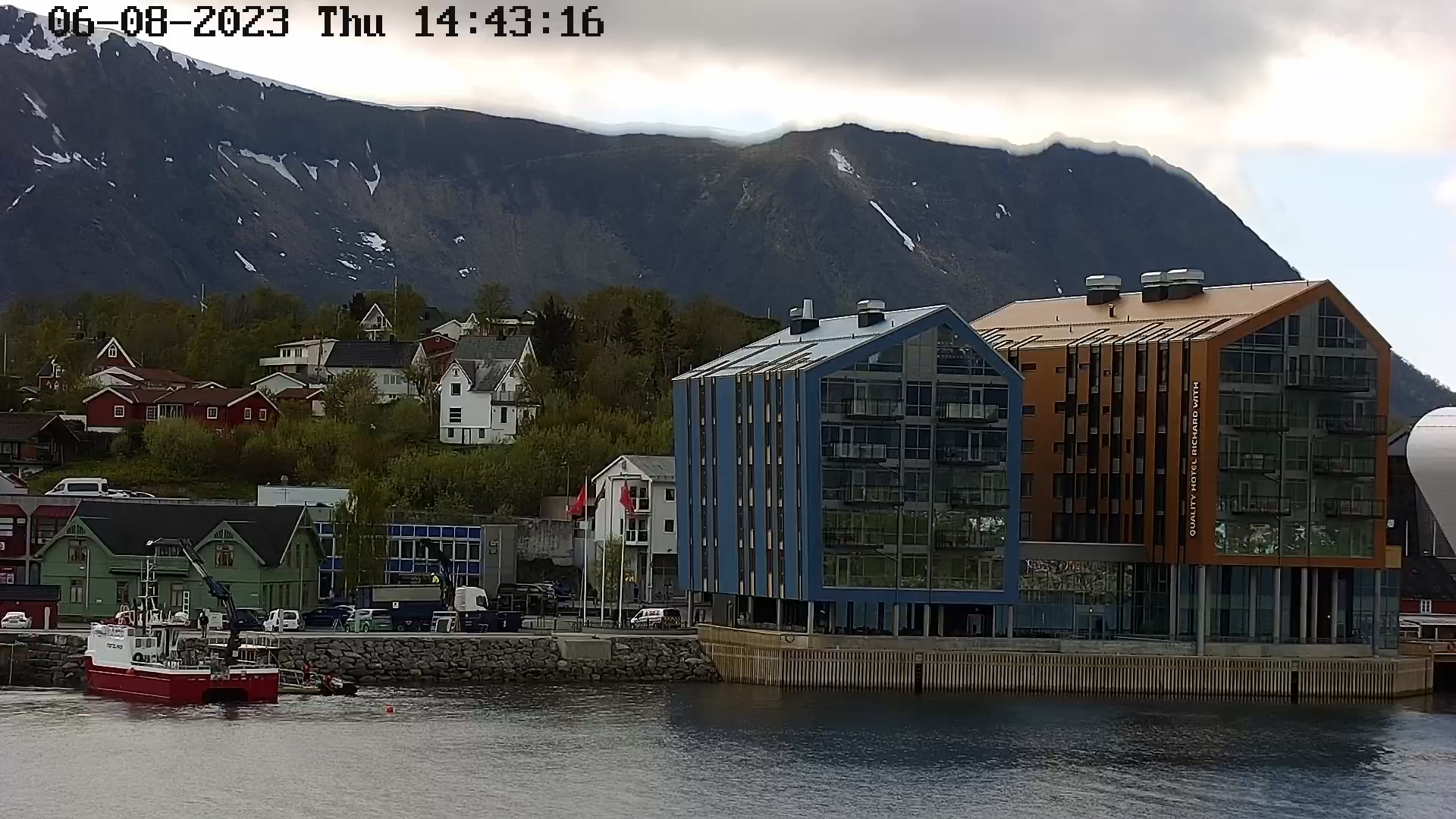 Hotellet sett fra Børøya
